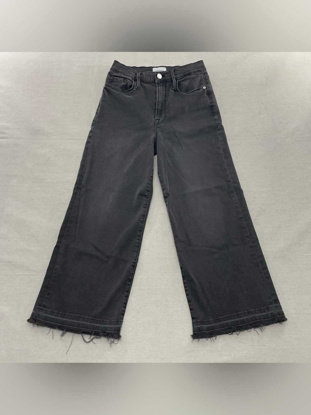 FRAME Ali Wide Crop Jeans Black Raw Hem High Rise AWCRH208 Size 27 Fits(26x24)